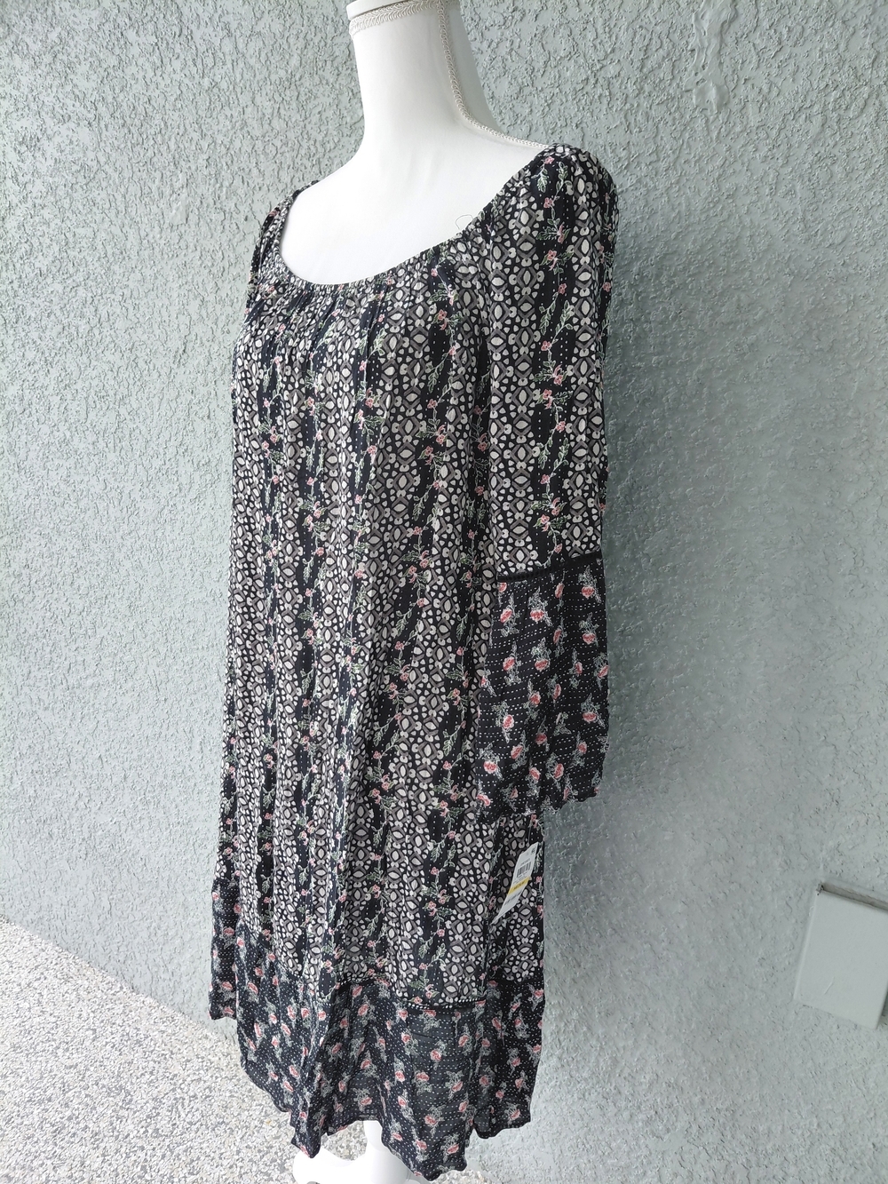 Style & Co NWT Mixed Print Boho Dress Medium Black Floral Bell Sleeve Rayon